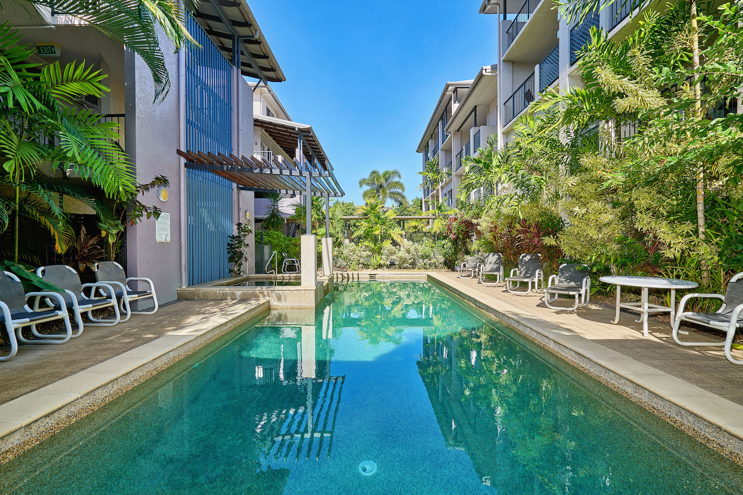 Pool at Cairns City Getaway holiday apartments